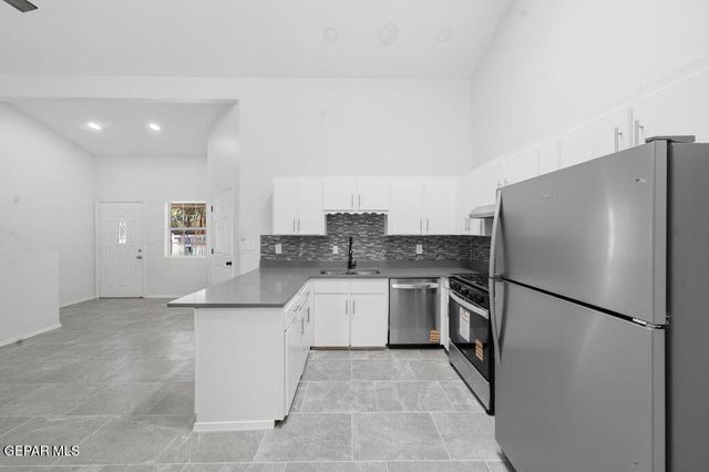 821 Los Lagos Way B, El Paso, TX 79907