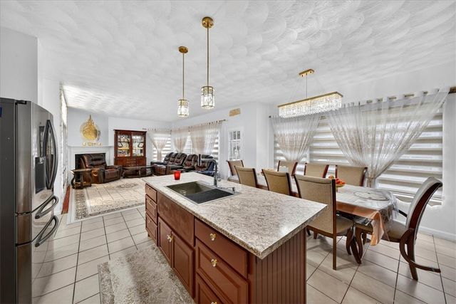 14 Audubon Lane, Coventry, RI 02831