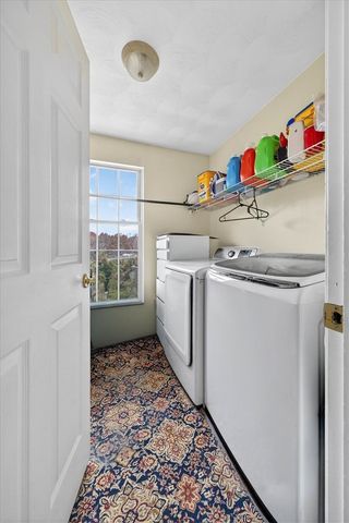 14 Audubon Lane, Coventry, RI 02831