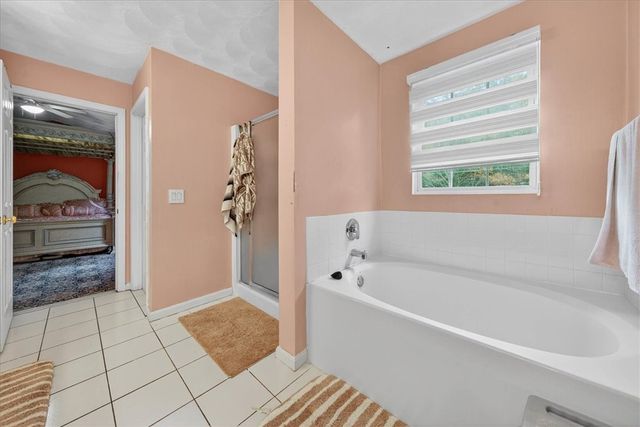 14 Audubon Lane, Coventry, RI 02831