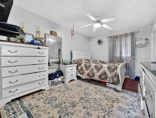 14 Audubon Lane, Coventry, RI 02831