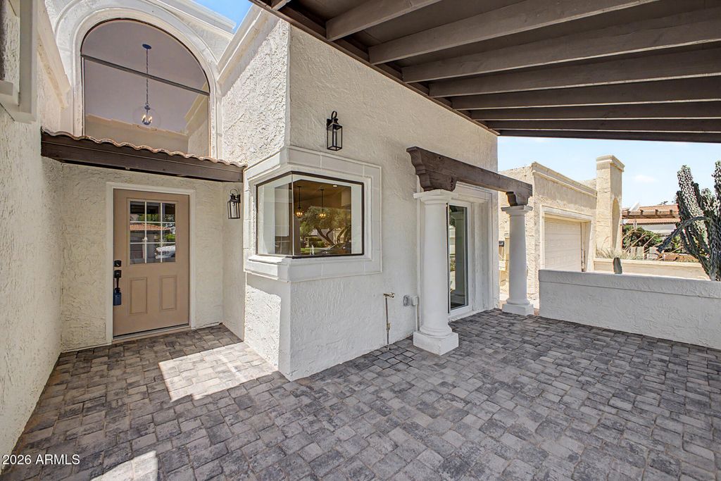 2322 S ROGERS -- 62, Mesa, AZ 85202 — photo 2