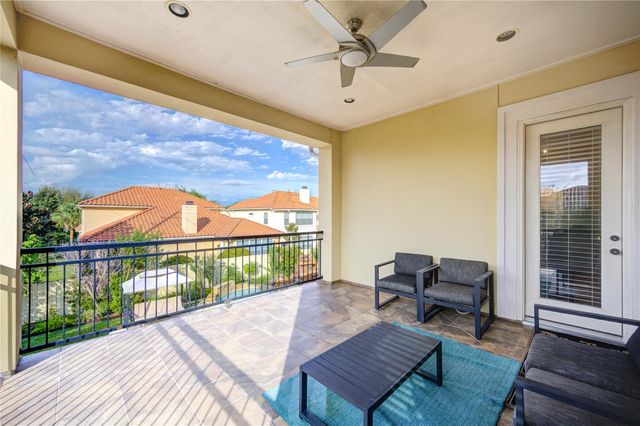 14222 Teal Cove Lane, Houston, TX 77077