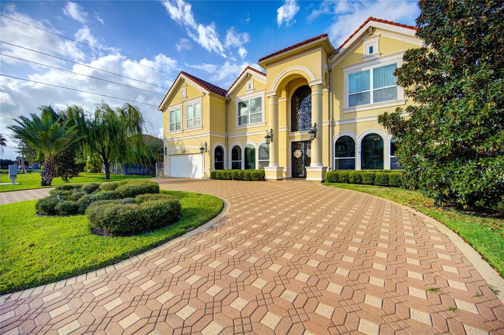 14222 Teal Cove Lane, Houston, TX 77077