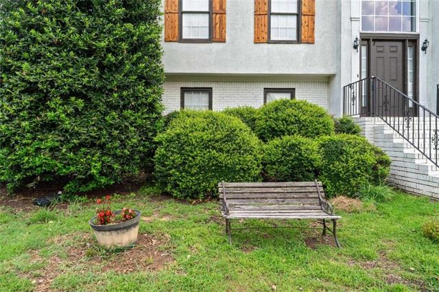 30 Meadowbridge Drive, Cartersville, GA 30120