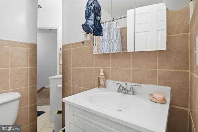 3307 MCELDERRY ST, Baltimore, MD 21205