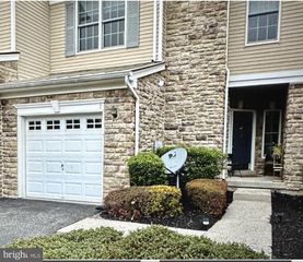 7 WEDGEWOOD CT, Princeton, NJ 08540