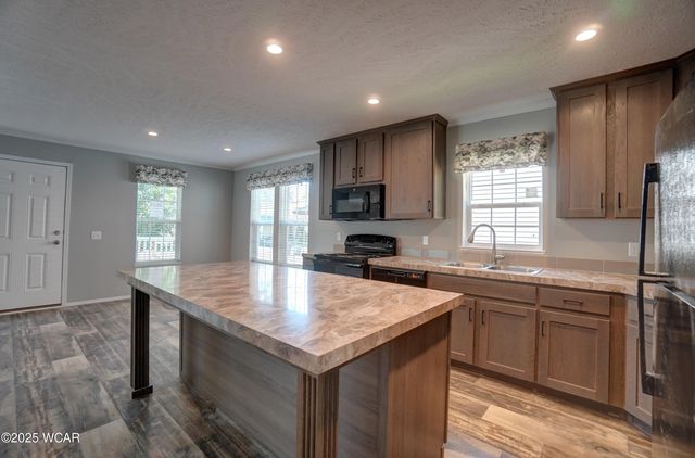 416 Hazel Avenue, Lima, OH 45801