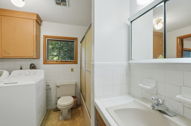 65 Church Street, Ludlow, MA 01056