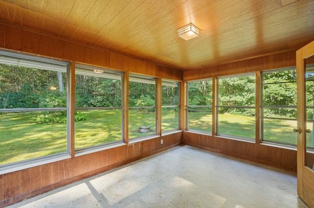 65 Church Street, Ludlow, MA 01056
