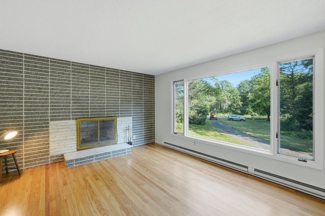 65 Church Street, Ludlow, MA 01056
