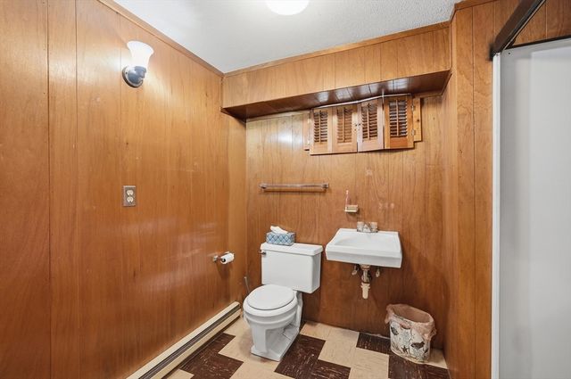 65 Church Street, Ludlow, MA 01056