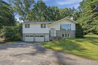65 Church Street, Ludlow, MA 01056