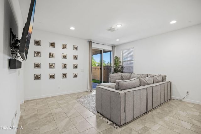 4282 E APPALOOSA Road, Gilbert, AZ 85296