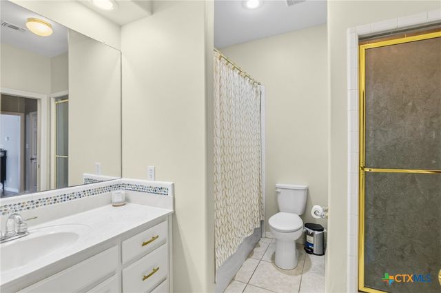 306 Creekridge Drive, Victoria, TX 77904