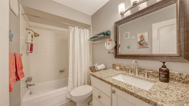 1431 57TH STREET W 1431, Bradenton, FL 34209