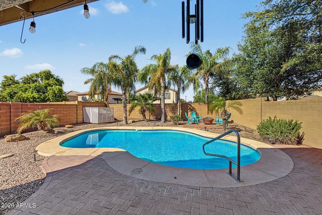 1530 E SAGUARO Trail, San Tan Valley, AZ 85143