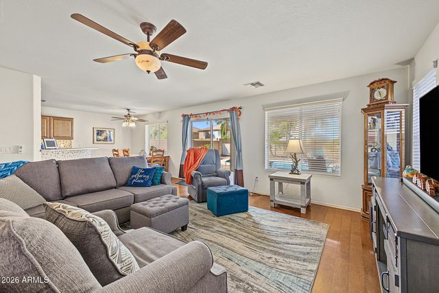 1530 E SAGUARO Trail, San Tan Valley, AZ 85143