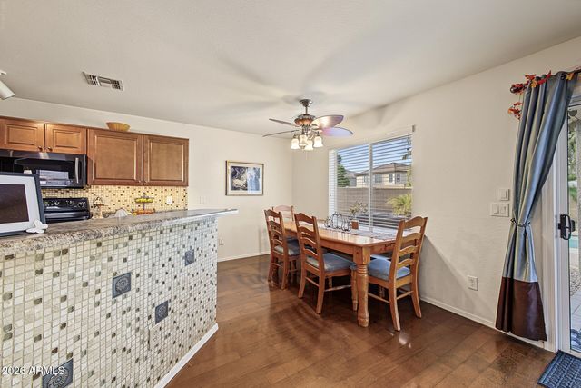 1530 E SAGUARO Trail, San Tan Valley, AZ 85143
