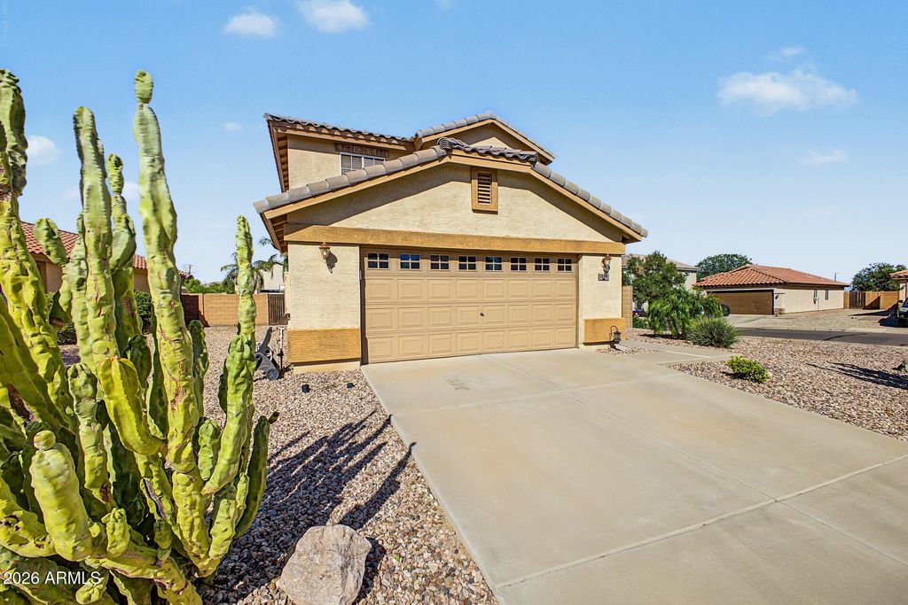 1530 E SAGUARO Trail, San Tan Valley, AZ 85143 — photo 2