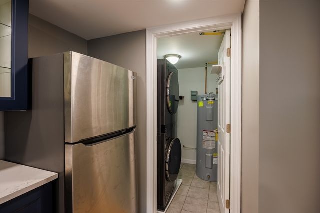 8 Freeman Ave, Webster, MA 01570
