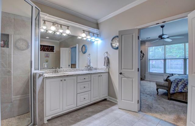 123 Nantucket Loop, Maumelle, AR 72113