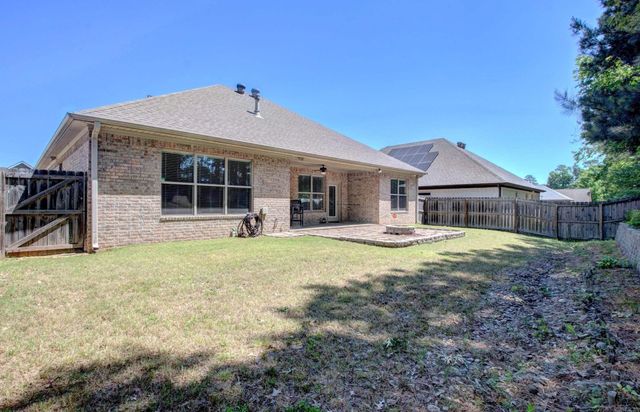 123 Nantucket Loop, Maumelle, AR 72113
