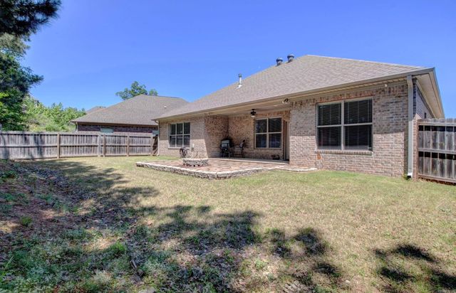 123 Nantucket Loop, Maumelle, AR 72113