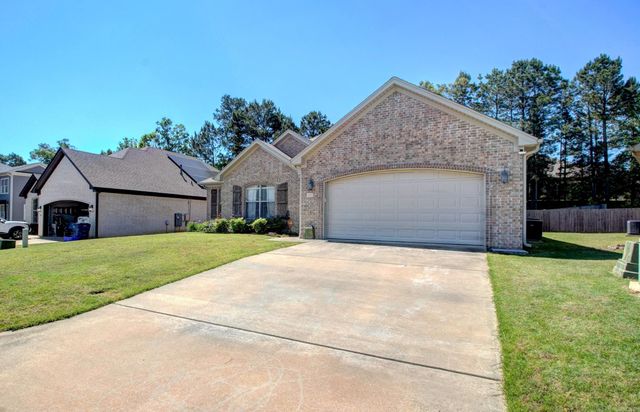 123 Nantucket Loop, Maumelle, AR 72113