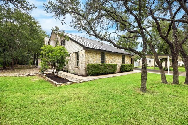 50 Palmer LN, Wimberley, TX 78676