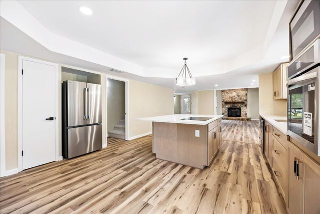 50 Palmer LN, Wimberley, TX 78676