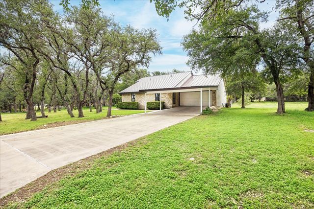50 Palmer LN, Wimberley, TX 78676