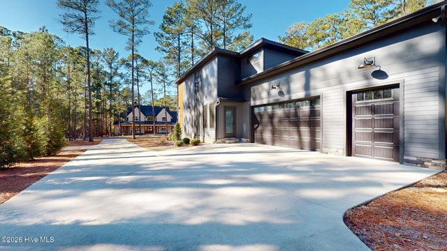 4 Woodward Place, Pinehurst, NC 28374