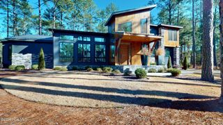 4 Woodward Place, Pinehurst, NC 28374