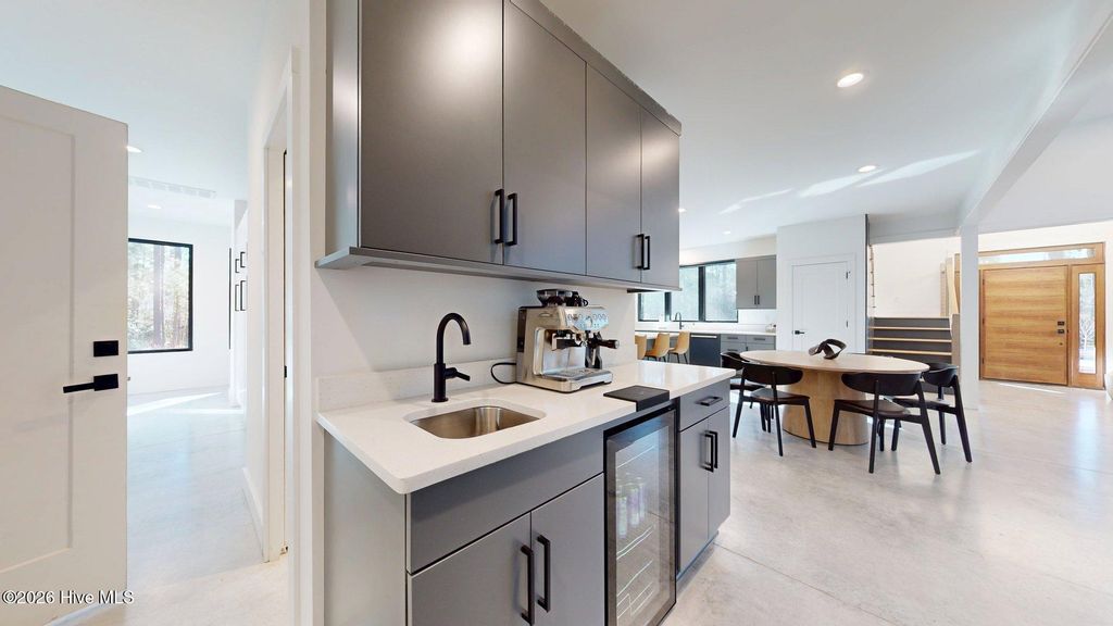 Image 20 of property listing at 4 Woodward Place, Pinehurst, NC 28374