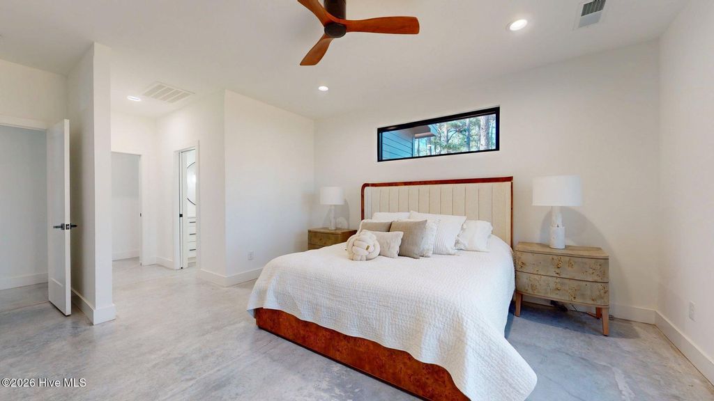 Image 47 of property listing at 4 Woodward Place, Pinehurst, NC 28374