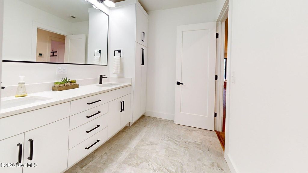 Image 75 of property listing at 4 Woodward Place, Pinehurst, NC 28374