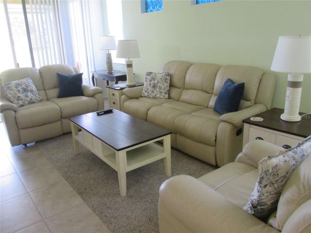 1106 JAMESON GREENS DRIVE, Sun City Center, FL 33573