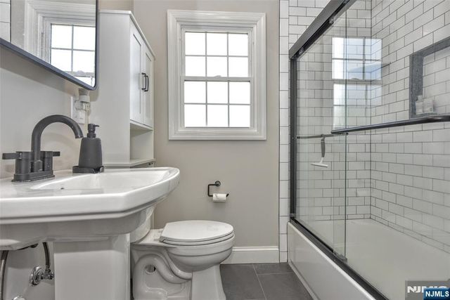 11 Onyx Terrace, North Haledon, NJ 07508