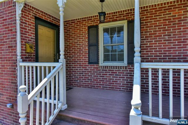 11 Onyx Terrace, North Haledon, NJ 07508