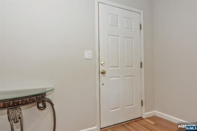 11 Onyx Terrace, North Haledon, NJ 07508