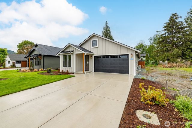 854 Prospector Place, Sedro Woolley, WA 98284