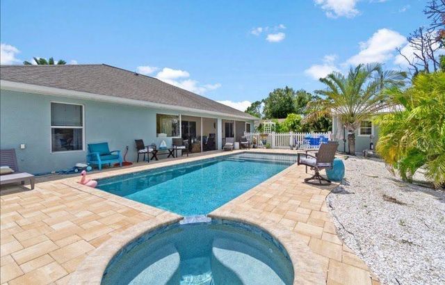 9366 HEARTWELLVILLE AVENUE, Englewood, FL 34224