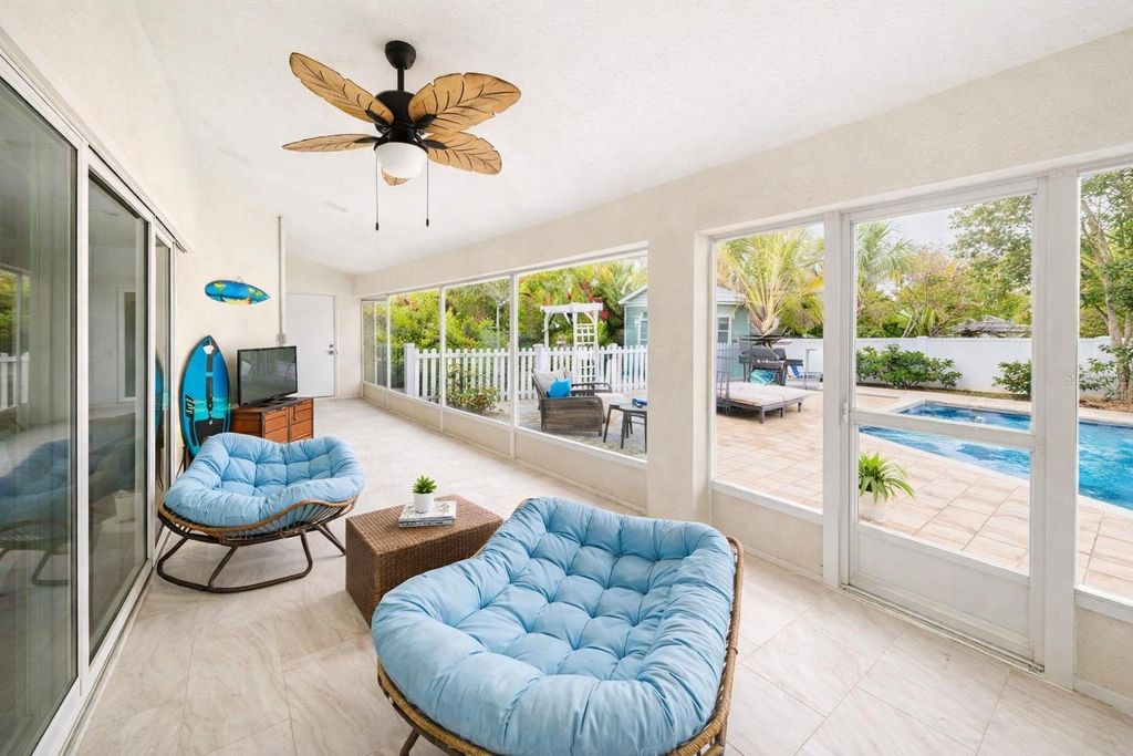 Image 14 of property listing at 9366 HEARTWELLVILLE AVENUE, Englewood, FL 34224