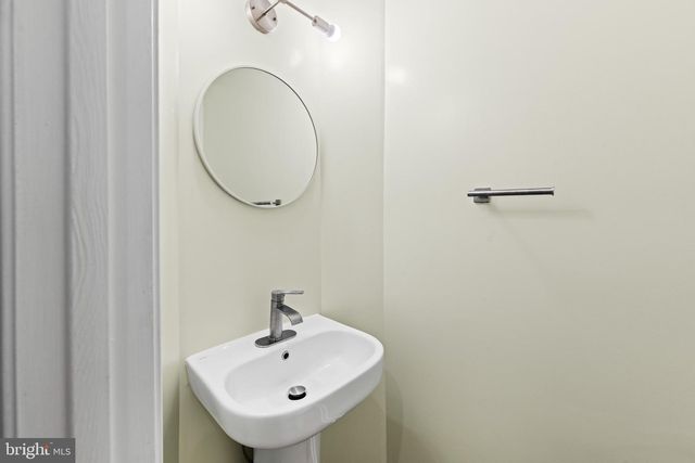 2615 CHIVALRY CT, Silver Spring, MD 20902