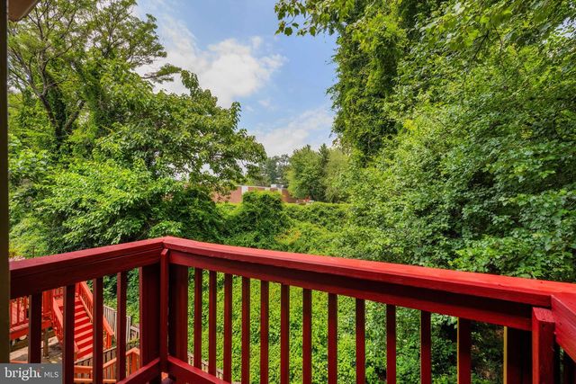 2615 CHIVALRY CT, Silver Spring, MD 20902