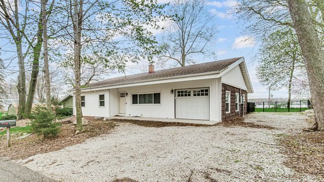 504 Closser Avenue, La Porte, IN 46350