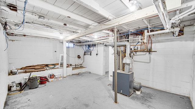 504 Closser Avenue, La Porte, IN 46350