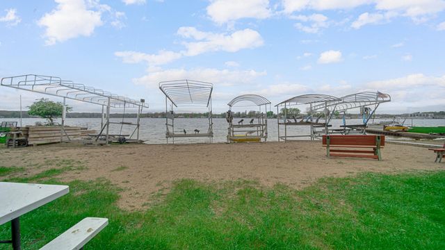 504 Closser Avenue, La Porte, IN 46350
