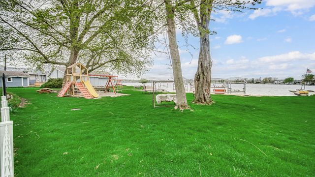 504 Closser Avenue, La Porte, IN 46350